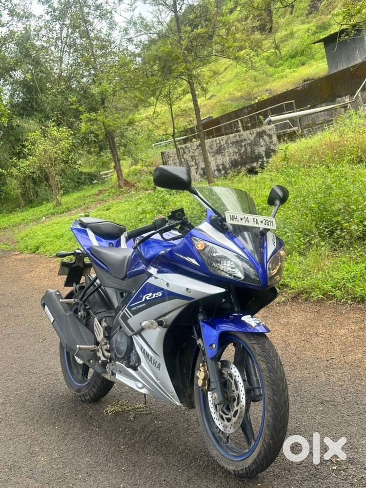 R15 v2 special edition