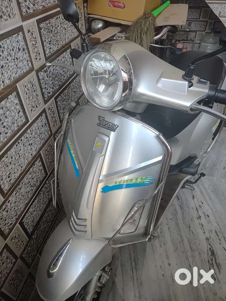 Avon E mate 306