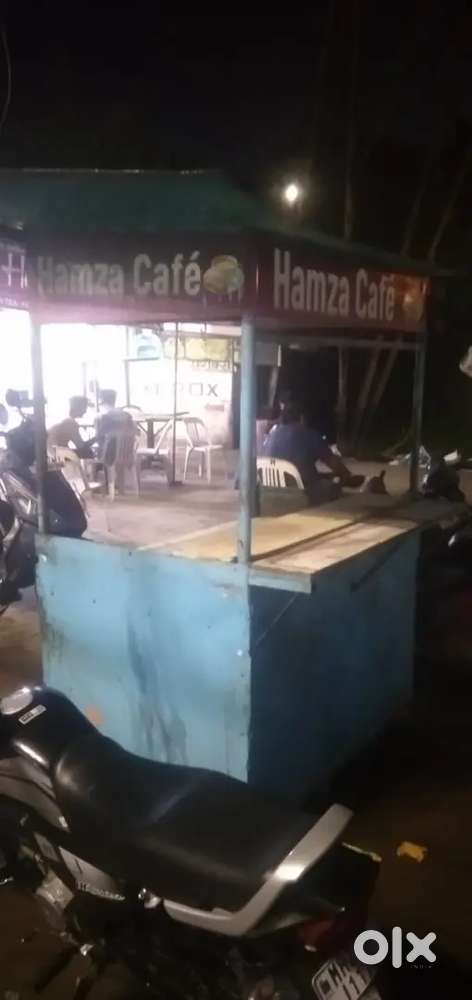 Hotel kitchen gadi and hotel table chair