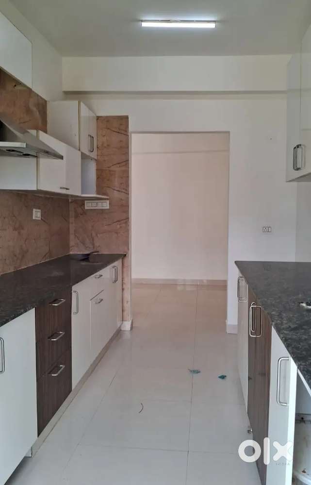 3bhk + store Golf Facing