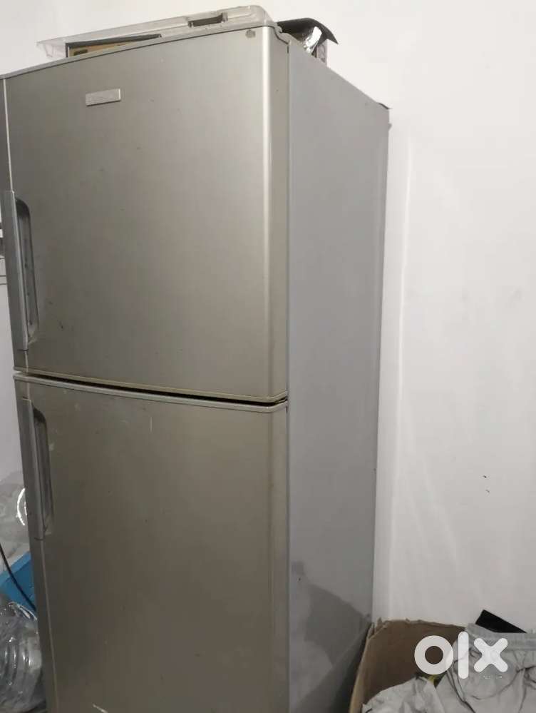 Electrolux Refrigerator well running condition