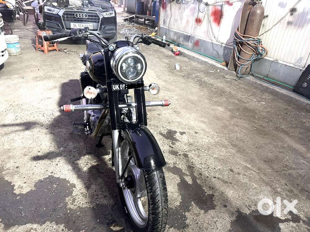 Royal Enfield bullet Standard 350 c 2018 model first owner