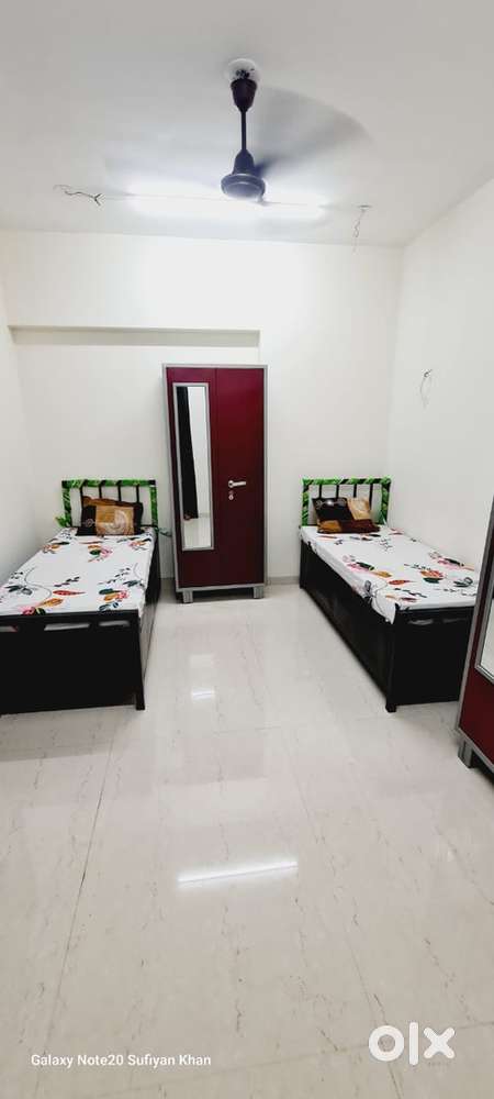 Girls pg double sharing Andheri metro station walking paneri