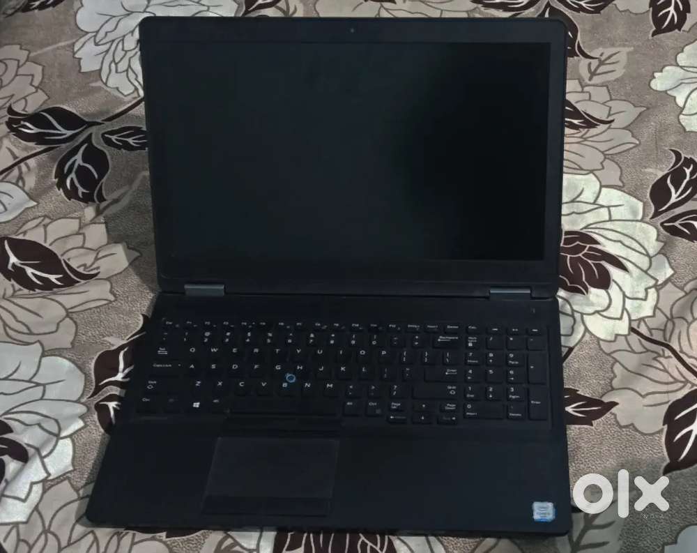 DELL LATITUDE E5570
