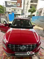 Hyundai Venue 2019 Petrol automatic top model Well Maintained