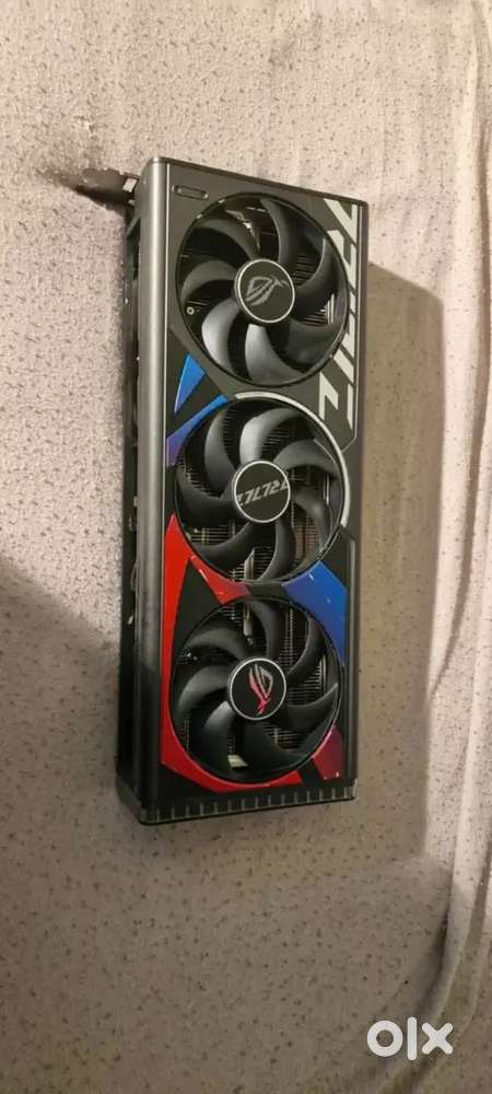 ASUS ROG Strix NVIDIA GeForce RTX4090 24GB GDDR6X Gaming Graphics Card