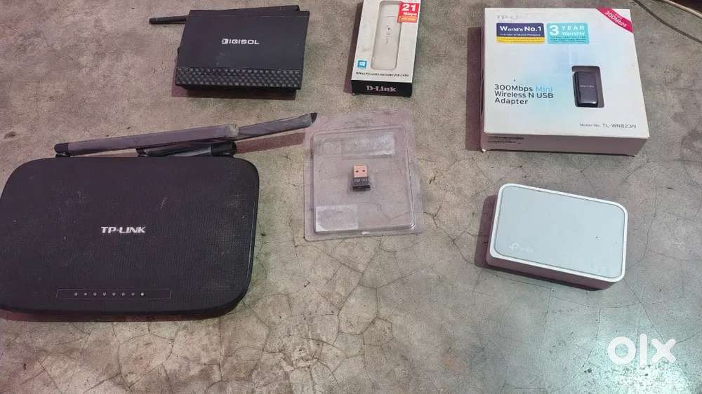 2 Router, wifi & bluetooth Receiver, 1 modem and 1 network extender