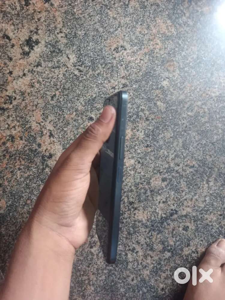 4g mobile with charger