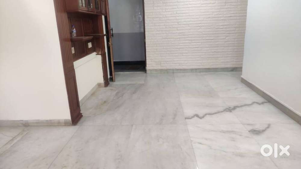 2 BHK FLAT ON RENT AT PRIME ROSE
