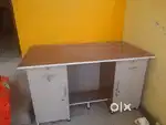 Office table