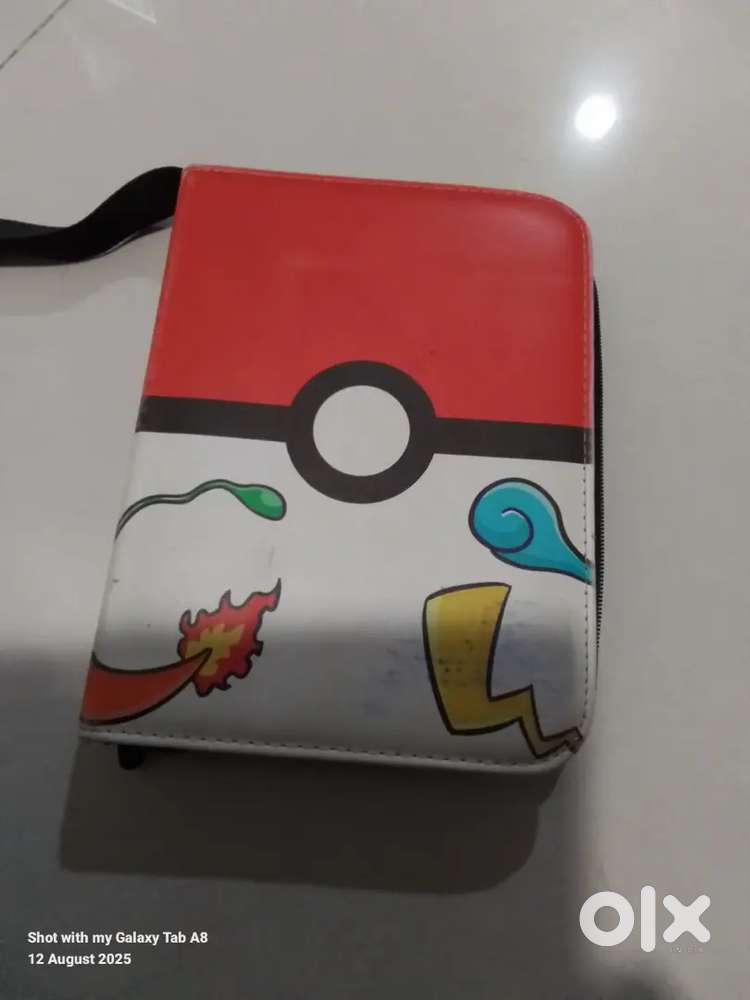 Pokemon card Binder with many Pokemon cards (including Pokemon cards)