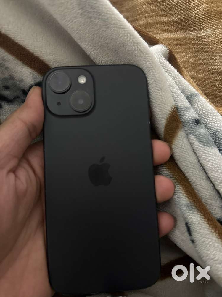 Iphone 15 black clour 128 gb 85 battery health