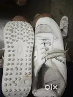 Second-Hand Goldstar Shoes – Size 9, Good Condition