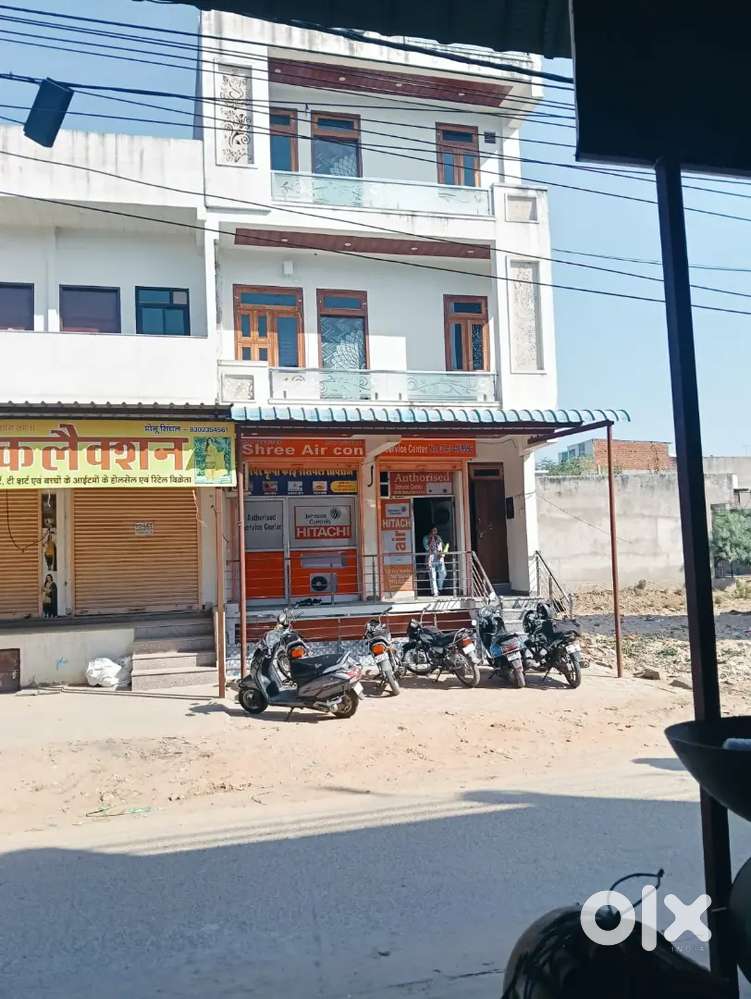 Ved ji ke chourha se 800 mtr.Near Pawan Aata Chakki shop & office