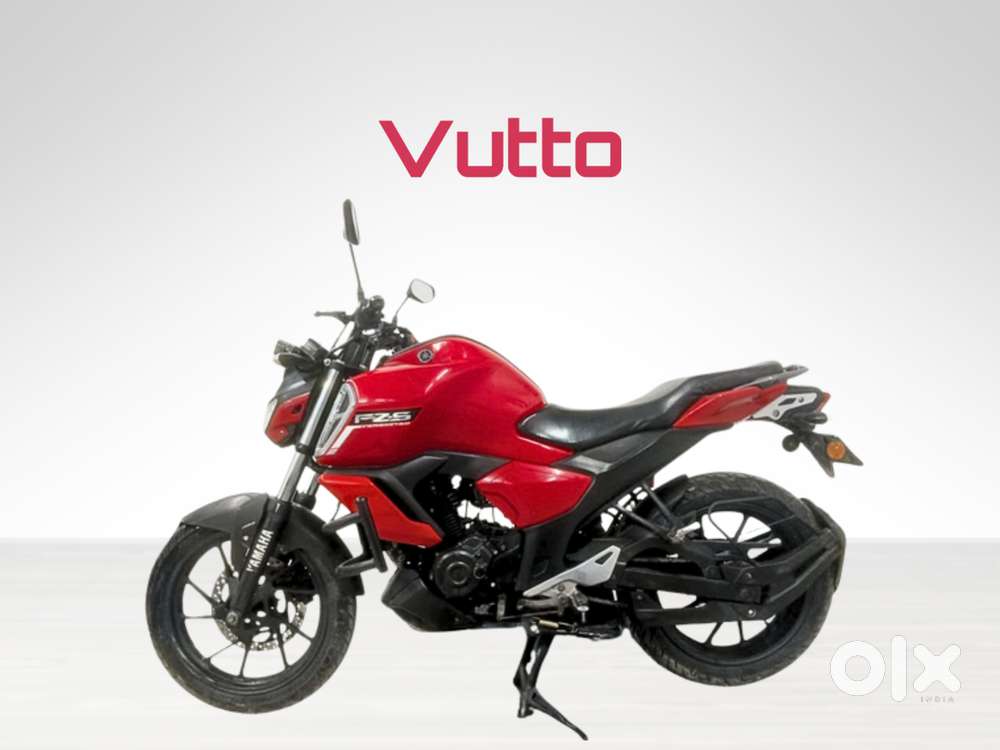 Yamaha FZ S FI Standard (1763), 6 Months Warranty
