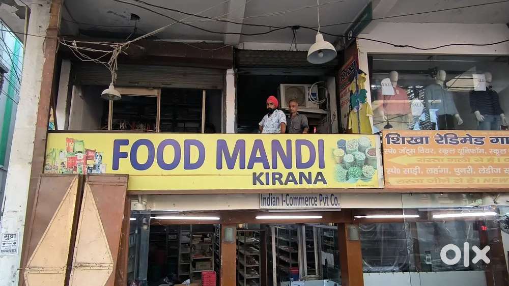 2200 sqft Showroom for Sale, In the Centre of Modinagar