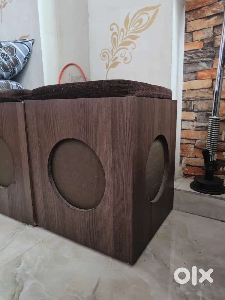 4 munda sitting set &box