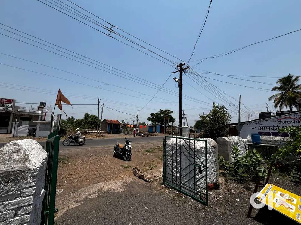 म्हैसाळ -कागवाड महामार्गाजवळ २००० चौ.फु. बांधकाम जागा भाड्याने देणे.