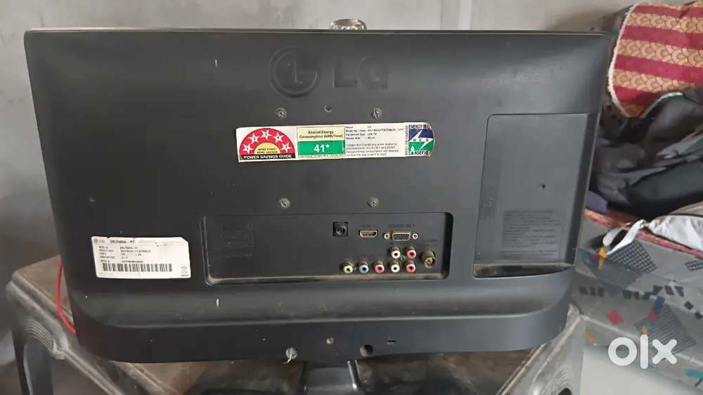 House tv and Monitor