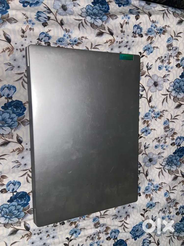 Lenovo IdeaPad slim 3