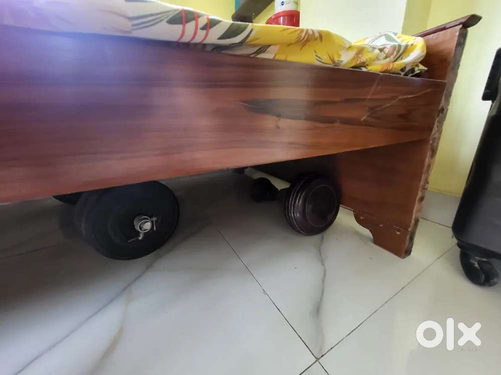 Single bed for sell