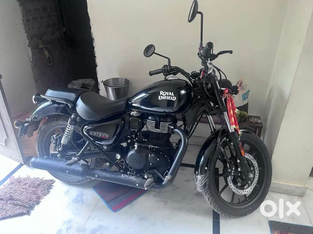 2.5 month used only ,very good condition black colour