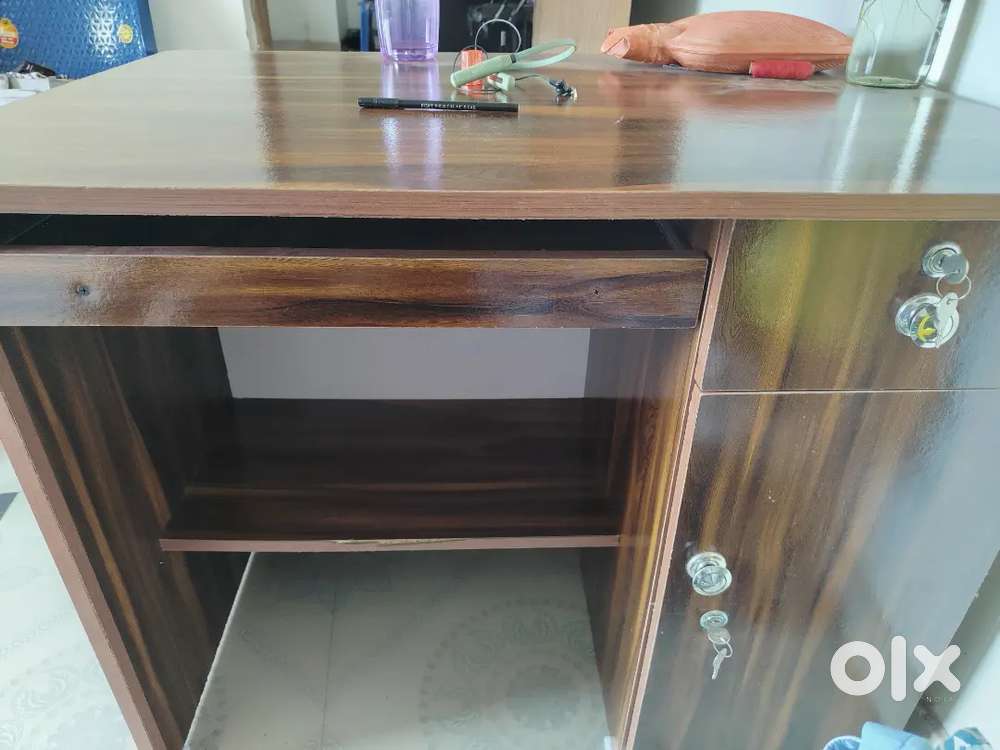 Selling furniture