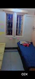 Som Girls hostel/ available at minimum price