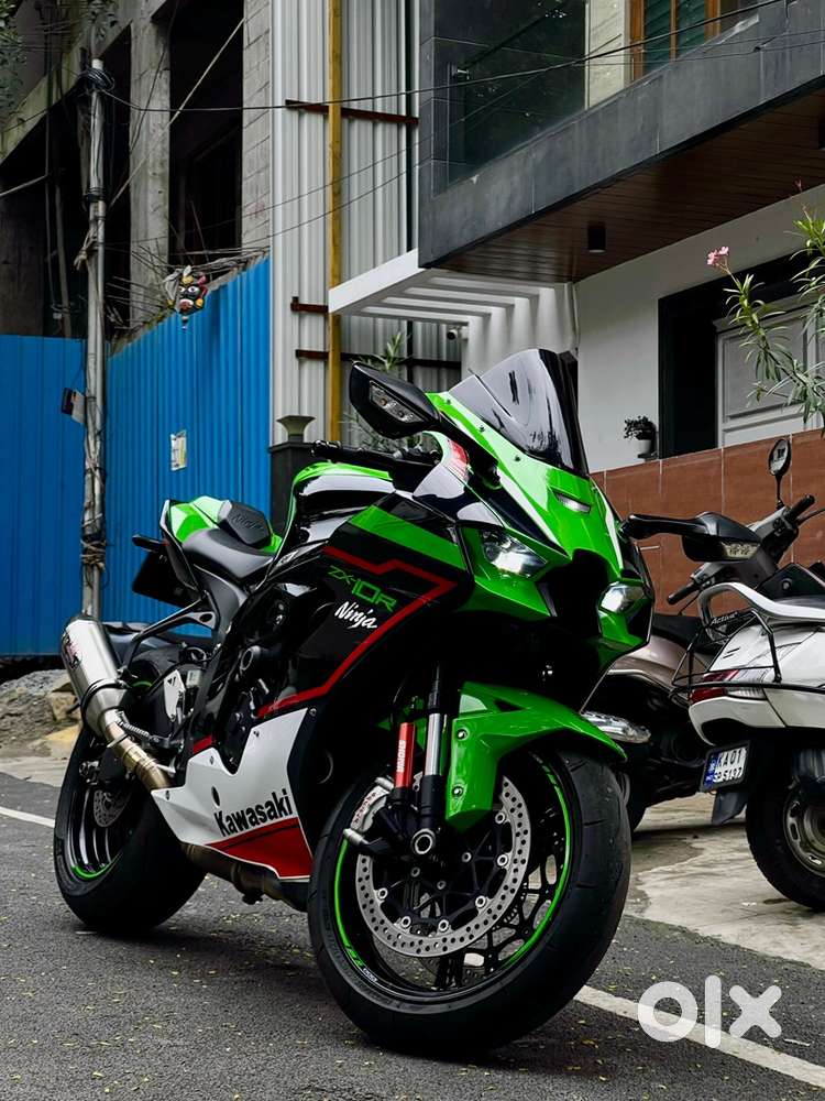 NRI Owned Zx10R in brand new condition fixed price