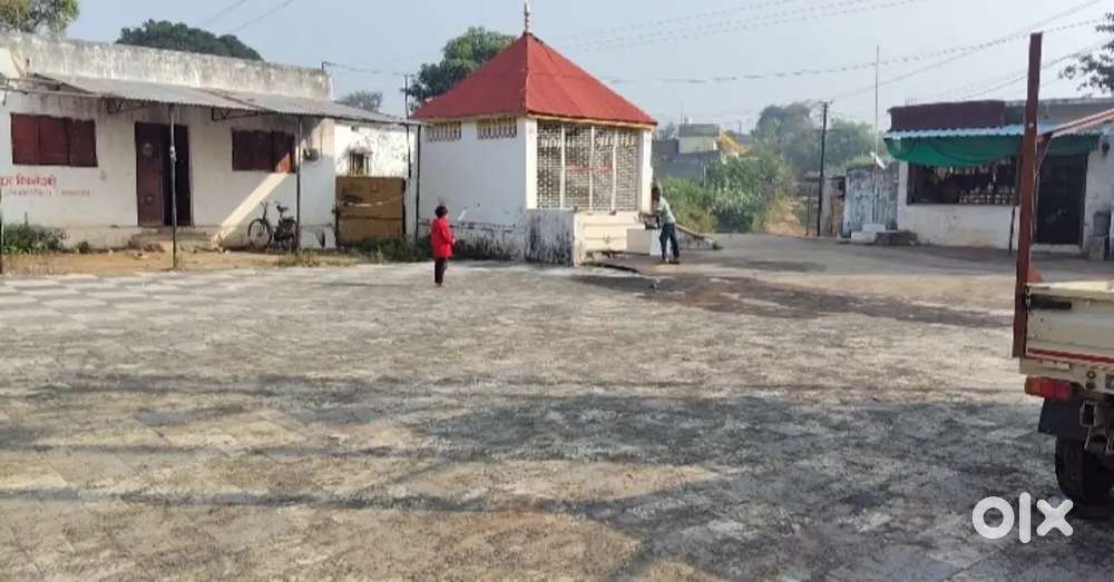 प्लॉट् विकणे आहे