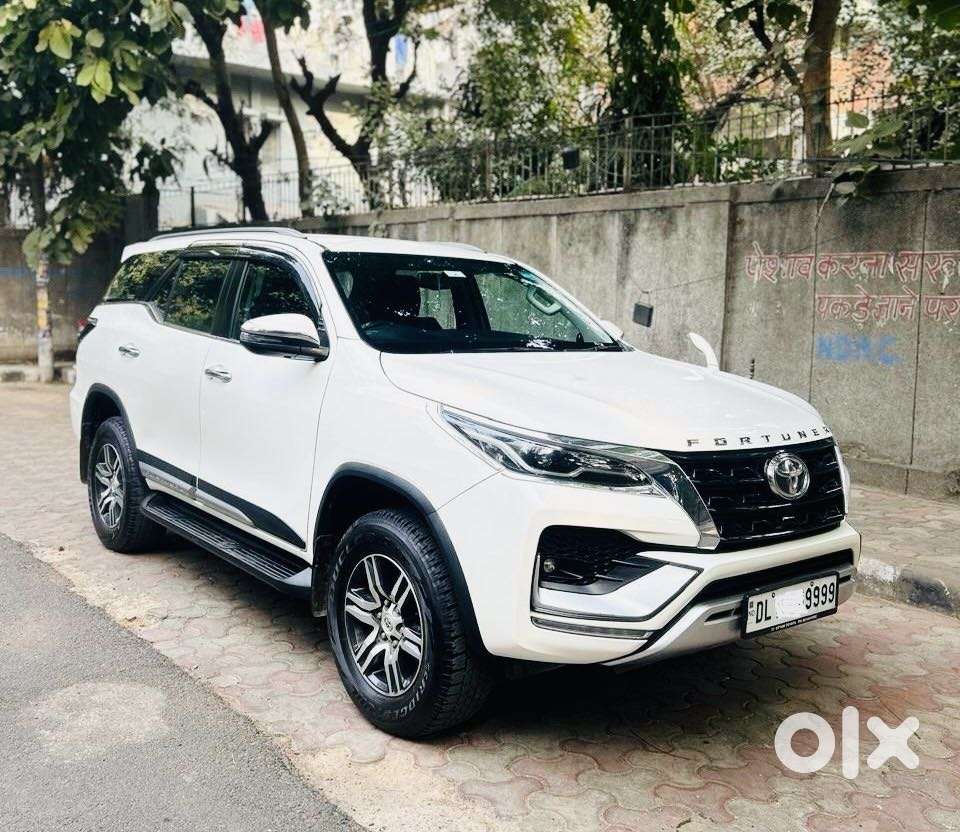 Toyota Fortuner 4X2 AT 2.7 Petrol, 2023, Petrol