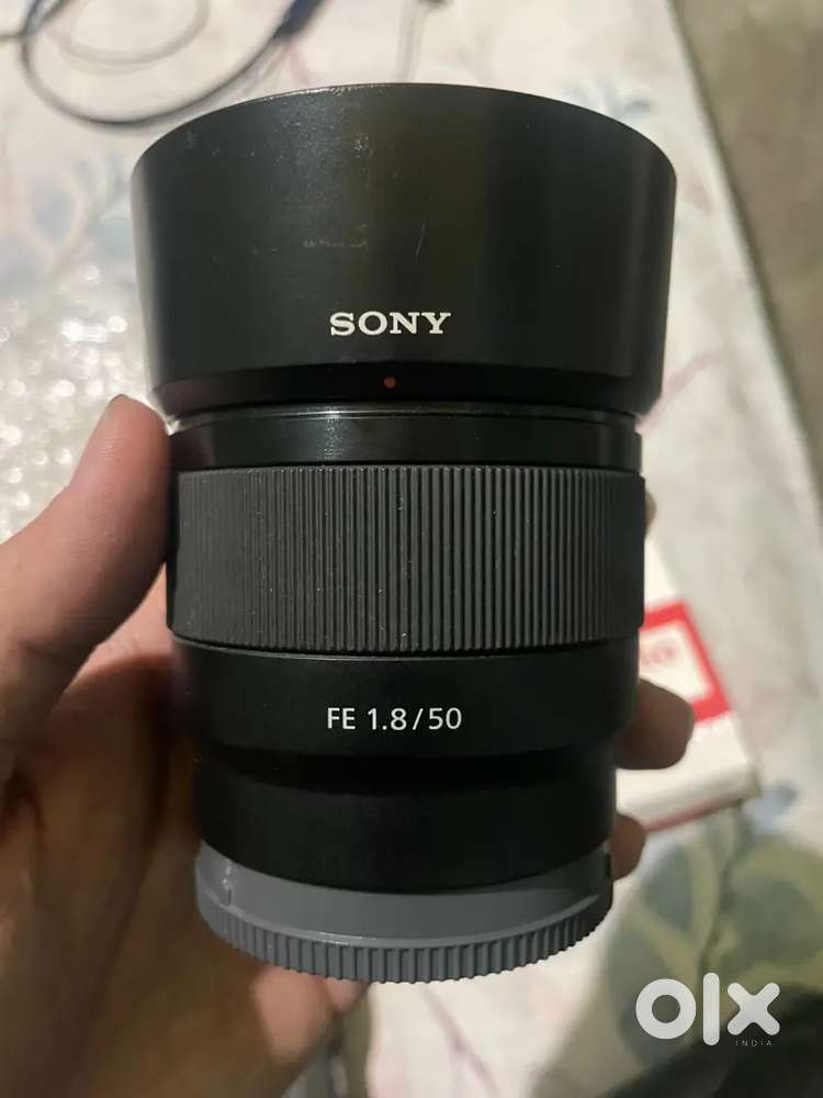 Sony 50mm 1.8 lens