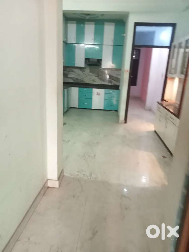 Full independent 3 Room set available Barra 2 near bhoot bangla Road
