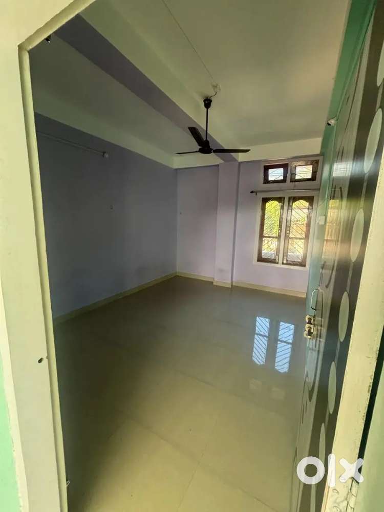 Couple friendly 1bhk near State Zoo