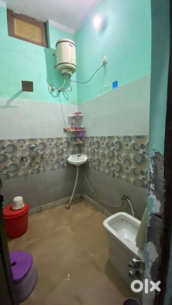 3 Floor Own House Available