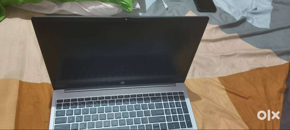 HP 15 AMD athlon dual core7120U 8GB,/258GB