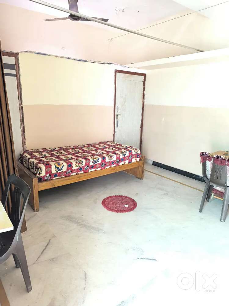 Fully furnished house with Ac,fridge,Almari,kitchen with appliances