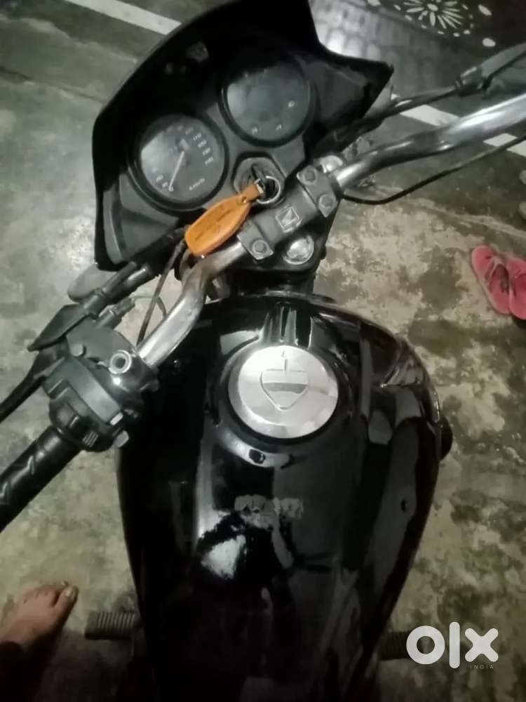 Honda Shine 125cc Excellent Condition  All Documents Clear