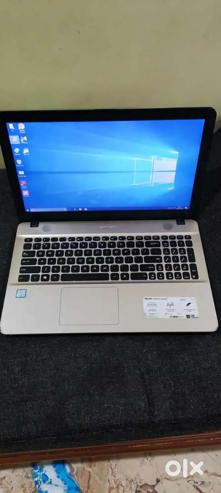 ASUS i3 Laptop