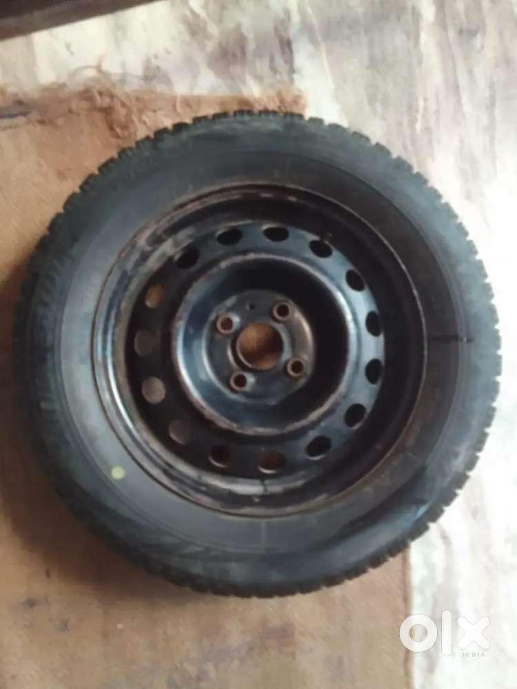 Stapni tyre