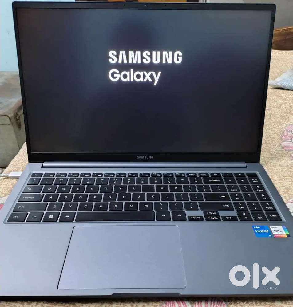 Samsung Galaxy Book 4 – i5 13th Gen  16GB RAM  512GB SSD