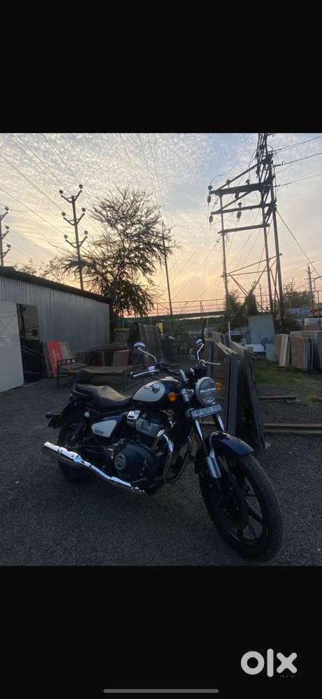 Super Meteor 650 Royal Enfield In new brand bew condition