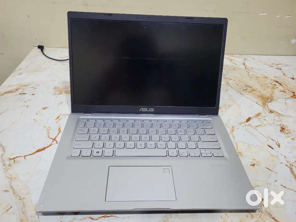 Asus Expertbook 8gb ram 256 ssd max