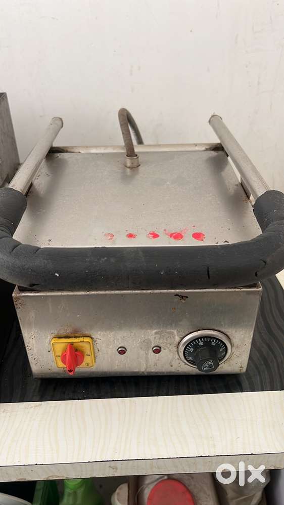 Griller havey duty.  Oven and griller