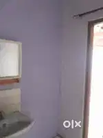 20 years old flat on the road baranda is road facing towards hariom to