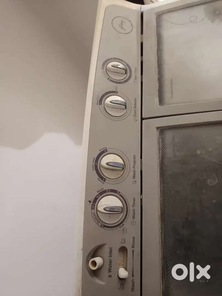 Godrej washing machines 7.2 kg  urgent sale good condition