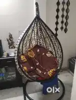 Swing with cushion