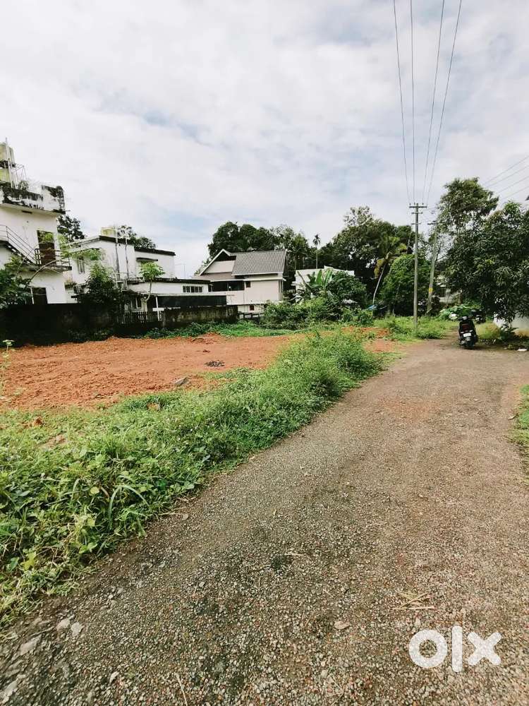 10 സെന്റ് ഗേറ്റഡ് വില്ല പ്ലോട്ട് തൃപ്പൂണിത്തുറ കണ്ടനാടിൽ