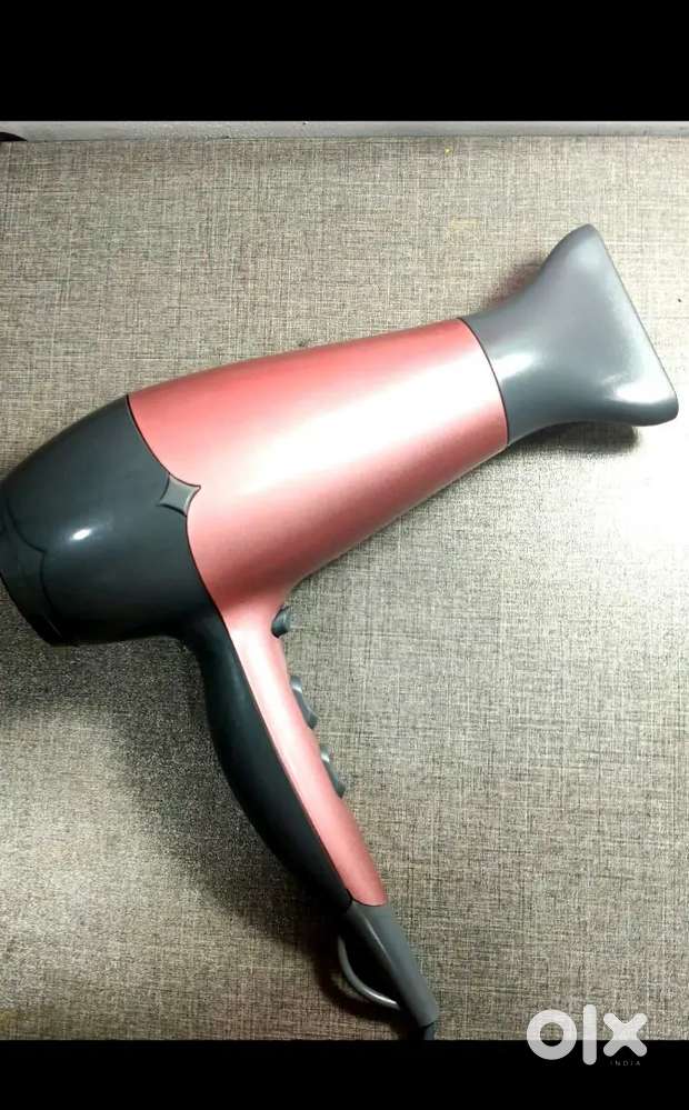 Hair dryer
