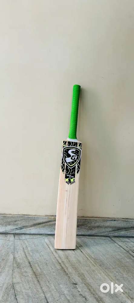 Cricket bat (Sg) 3 months old kashmir willow tennis bat,full size.